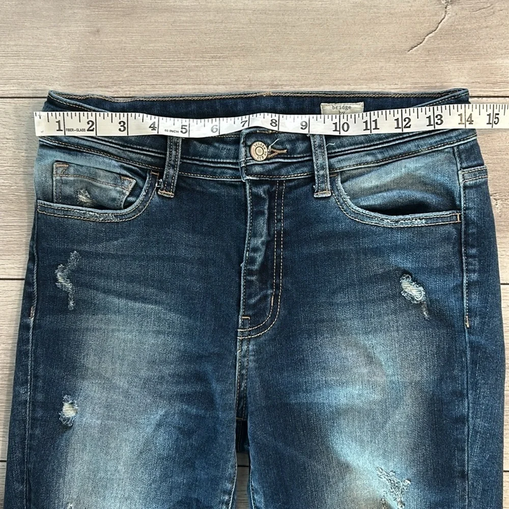 Bridge By Gly mid rise skinny jeans distressed size 28